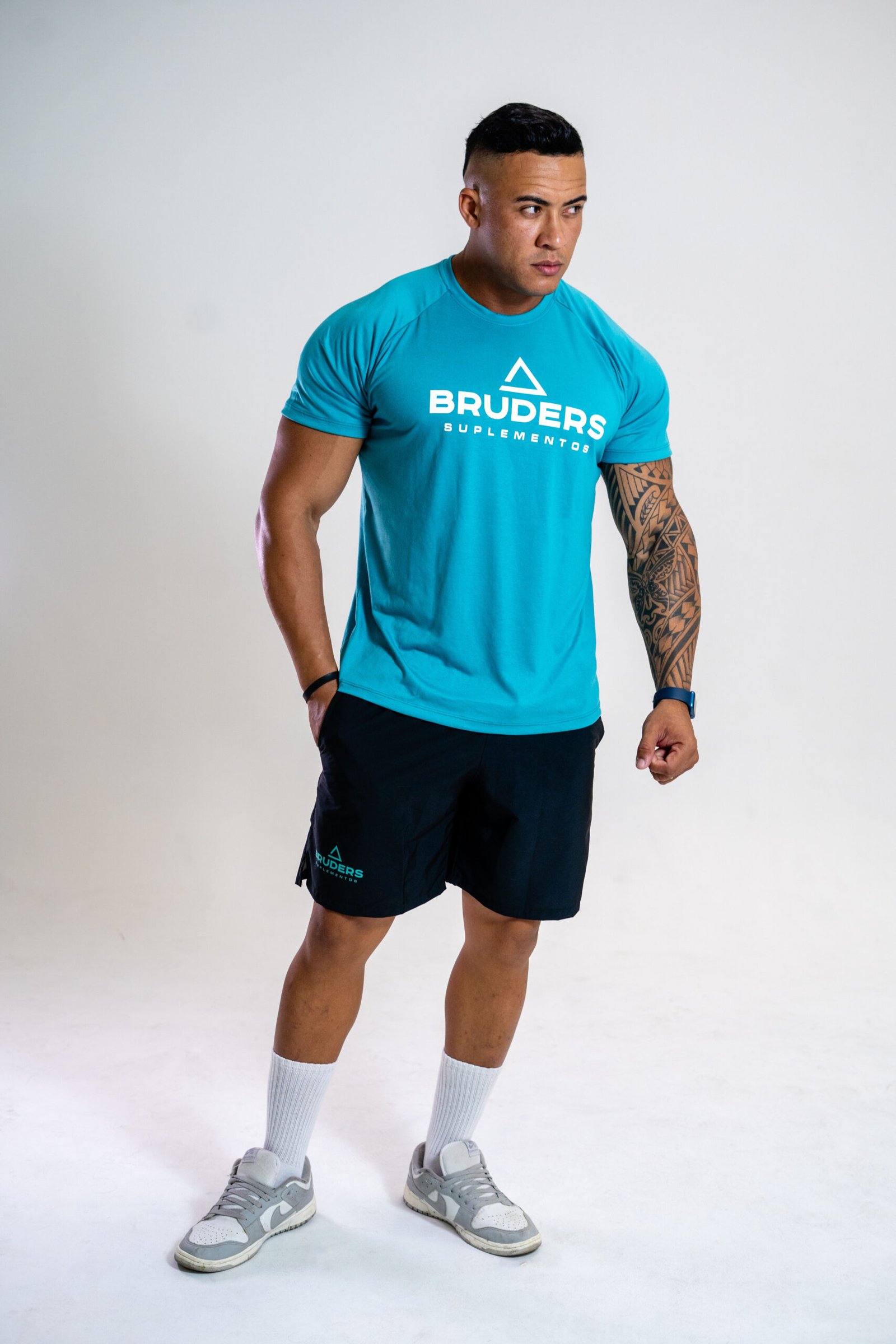 Camiseta Masculina Padrão Triângulo Meia Malha - Bruders - Imagem 2